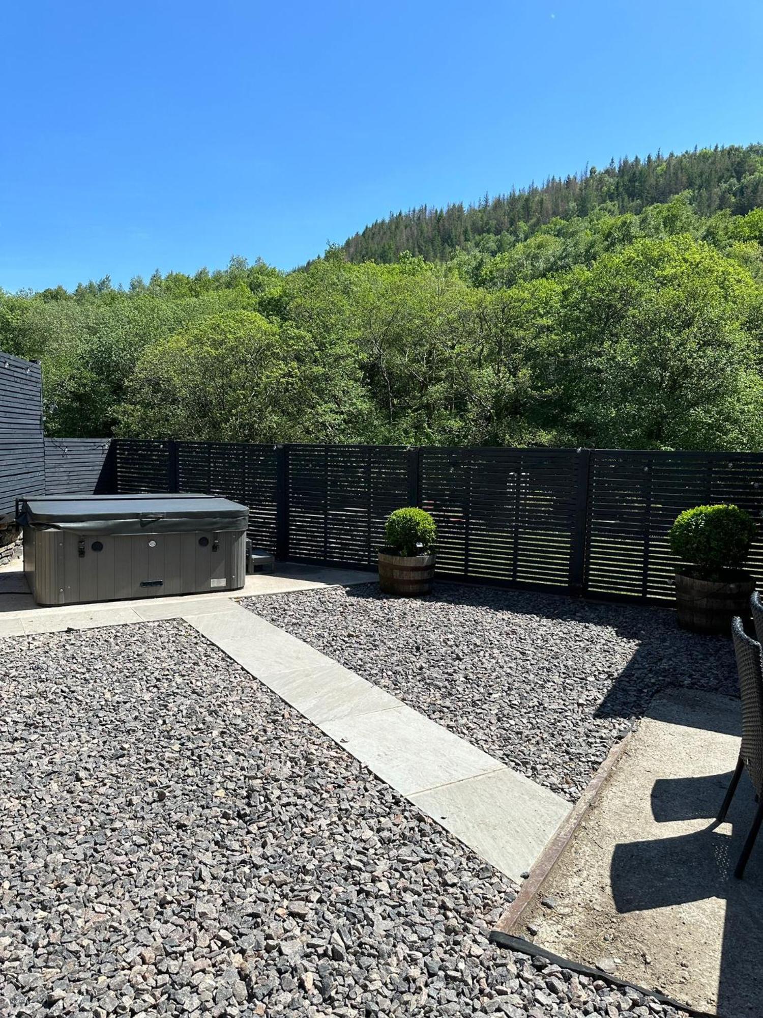 The Falcon Inn Retreat Aberdare Exterior photo