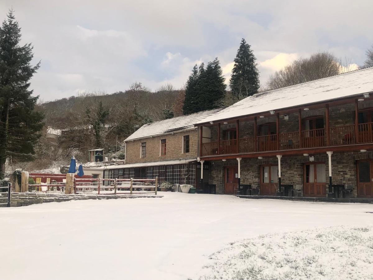 The Falcon Inn Retreat Aberdare Exterior photo